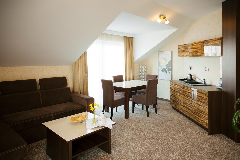 Pensjonat & Spa Raj Rajgród Exteriör bild